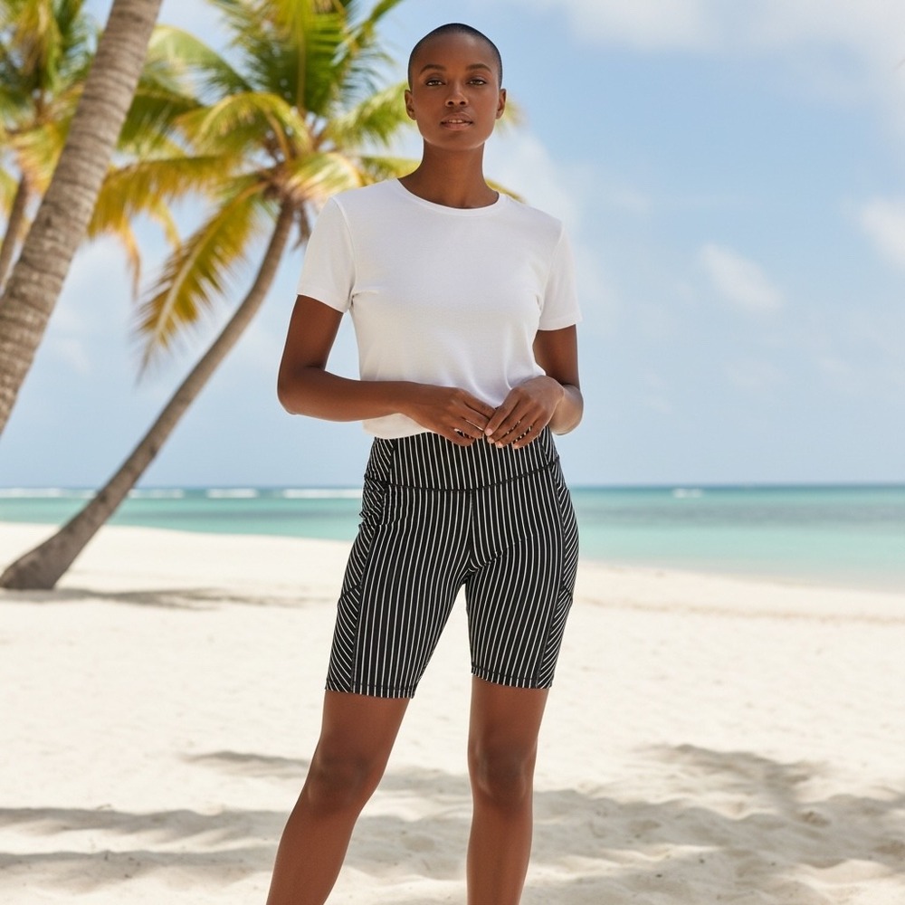 Victorias Secret On Point Flow Biker‎ Shorts Black White Striped Pockets Size 14